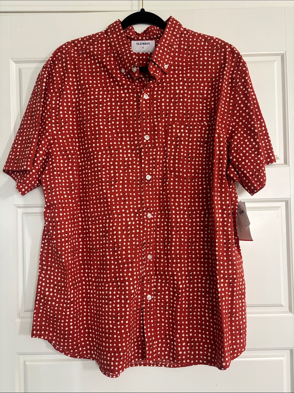 Old Navy Red Short-Sleeve Button-Down Shirt with White Dot Print